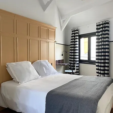 New Lafayette Paris