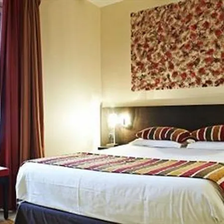 New Lafayette Hotel 4*