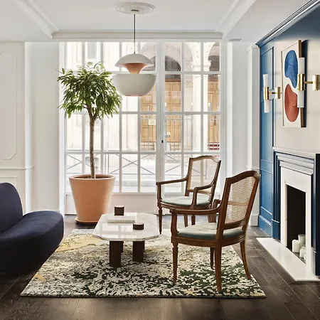 New Lafayette Paris